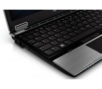 HP Elitebook 2540p (Core i5-520M, VGA Intel HD Graphics)